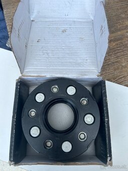 Dištančné ,rozširovacie podlozky 15mm - 6