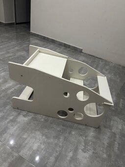 Učiaca veža a stolík 2 v 1 - 6