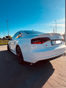 Audi S8 plus 445kw DPH - 6