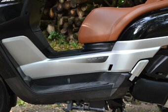 YAMAHA XC 300 VERSITY - 6