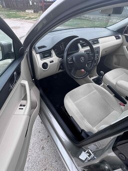 Skoda rapid 1.2tsi 77kw 2013 - 6