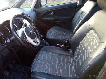 KIA Venga 1.4 CVVT Gold - 6