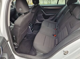 Škoda Octavia Combi 2016 - 6
