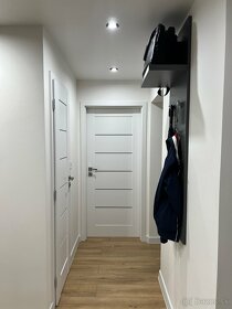 SIMI  real - tehlový 3 izbový byt - kompletná  rekonštrukcia - 6