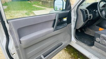 Mitsubushi Pajero 3.2 DID manual - 6