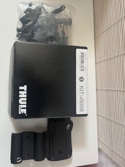 Thule strešné nosiče + 2x nosič bicyklov – Toyota RAV4 (2013 - 6