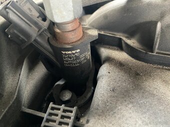 Kompletny motor VOLVO 2,4d D5244T17 - 6