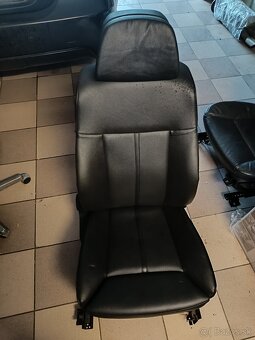 Predám sedačky z E60 - 6