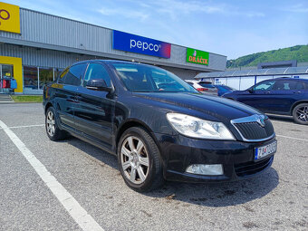 Škoda Octavia 1.6 TDI Elegance - 6