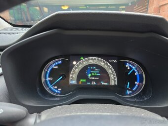 RAV4, hybrid - 6