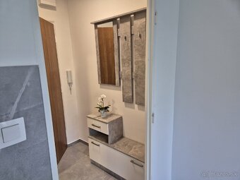 Dám do prenájmu garsónku - 6