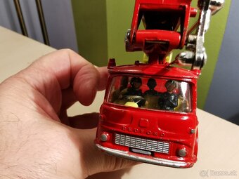 Corgi Major Simon požiarnici - 6