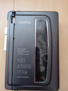 Predám 2 retro walkman Sony a Sanyo - 6
