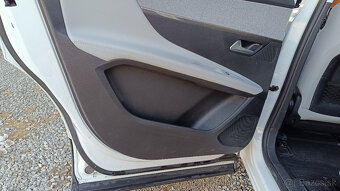 Peugeot 5008 7 miestny - 6