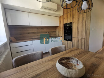 Prenájom krásny 2 izbový byt, centrum mesta, parkovacie mies - 6