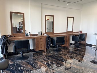 Kaderník / Kaderníčka - 6