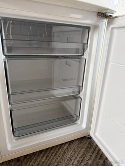 Chladnička s mrazničkou GORENJE retro - 6