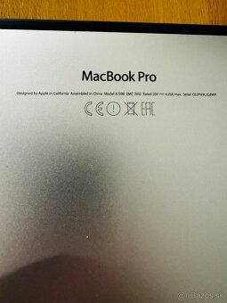 MacBook Pro (Retina, 15-inch, Mid 2015 - 6