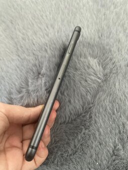 iPhone 8 64gb  - 6