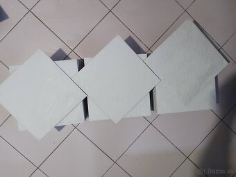 Dlažba Gres 7,63m2-35€. - 6