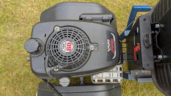 Predám nový doma vyrobený kompaktný traktor - 6