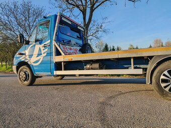 Mercedes-Benz 616CDI - 6