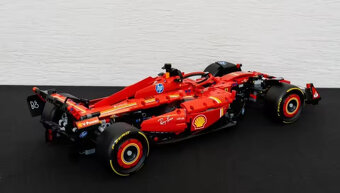 Stavebnice vozu Ferrari SF 24 - 6