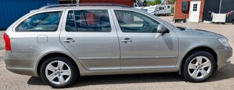 ŠKODA OCTAVIA 1.6MPI - 6