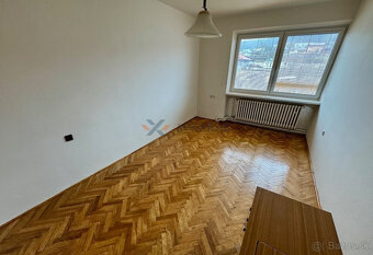 PREDAJ veľkorysého 5-izbového domu 10 minút od Žiliny  - 6