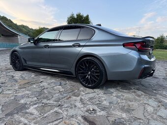 BMW 540i xDrive G30 M-Packet Performance - 6