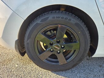 Predám Hyundai i30 - 6