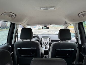 Mazda 5 - 6
