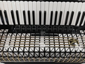 akordeon hohner atlantic 120 basovy - 6