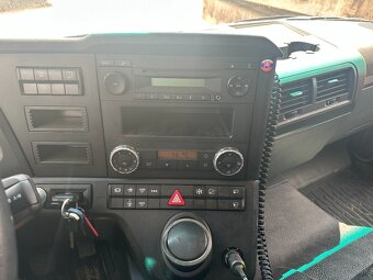 Predám Mercedes Arocs ramenový nosič kontajnerov - 6