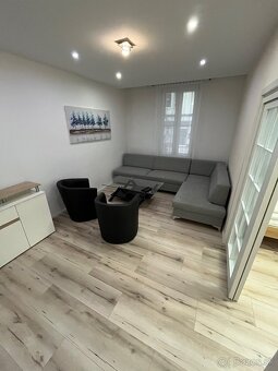 Prenájom dvojizbový byt -Žilina centrum - staré mesto - 6