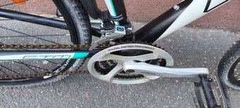 Predám crosový bicykel CTM Bora 2.0,kolesá:28" - 6