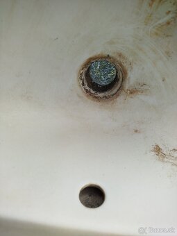 WC záchod, umývadlo - 6