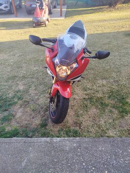 Honda CBR 600 F - 6