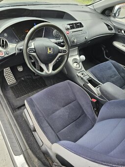 Honda civic 2.2 crdi - 6