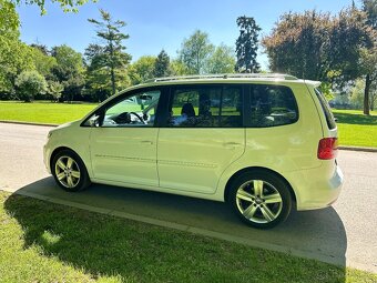Volkswagen Touran 2.0 TDI Highline DSG - 6