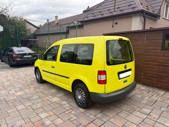 Predám VW Caddy 1.9TDi 265 000km - 6