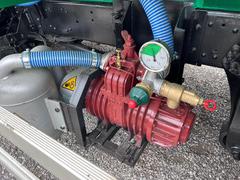 FEKALNE VOZIDLO SCANIA AUTOMAT-11500L CISTERNA - 6