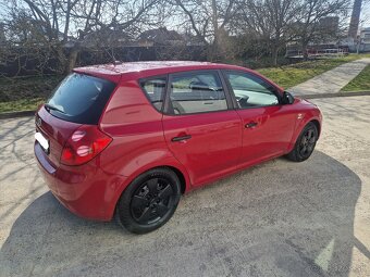 Kia Ceed 1.6 CRDi - 6
