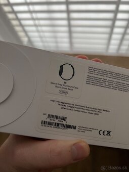 Apple Watch SE (2020) 44mm - 6
