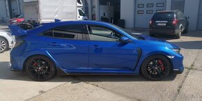 Predeam krasnu Hondu Civici type - R rv.2018 - 6