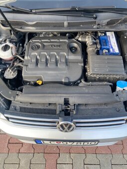 Vw Touran 1.6 TDi Comfortline - 6