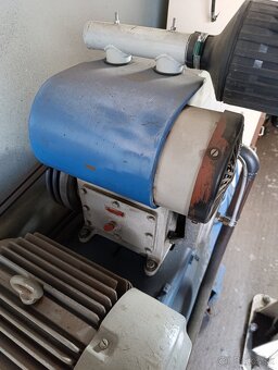 Kompresor Orlík 300 Lit - 6