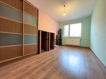 Na predaj: CENTRUM: 3 izb.byt + PIVNICA - 6