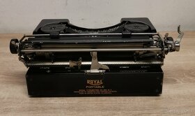 Starožitný písací stroj ROYAL P z roku 1930 - 6