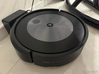 iRobot Roomba j7 - 6